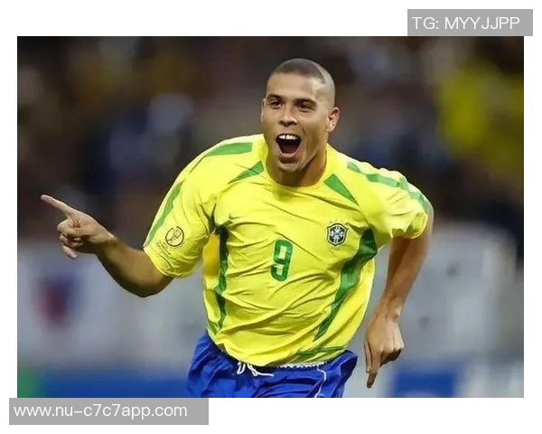 英国足球球星小胖子是谁 他为何在球场外也备受关注 英国足球球星小胖子是谁 他为何在球场外也备受关注