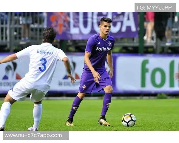 足球星孩子：继承父亲荣耀还是创造自我传奇的成长之路